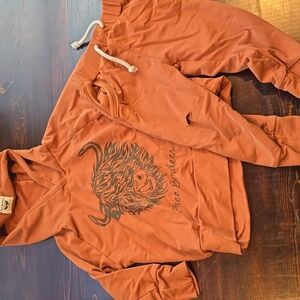 ​Free Birdees Rust Orange Highland Cow Hoodie & Joggers Set | Size 2T | Viscose/